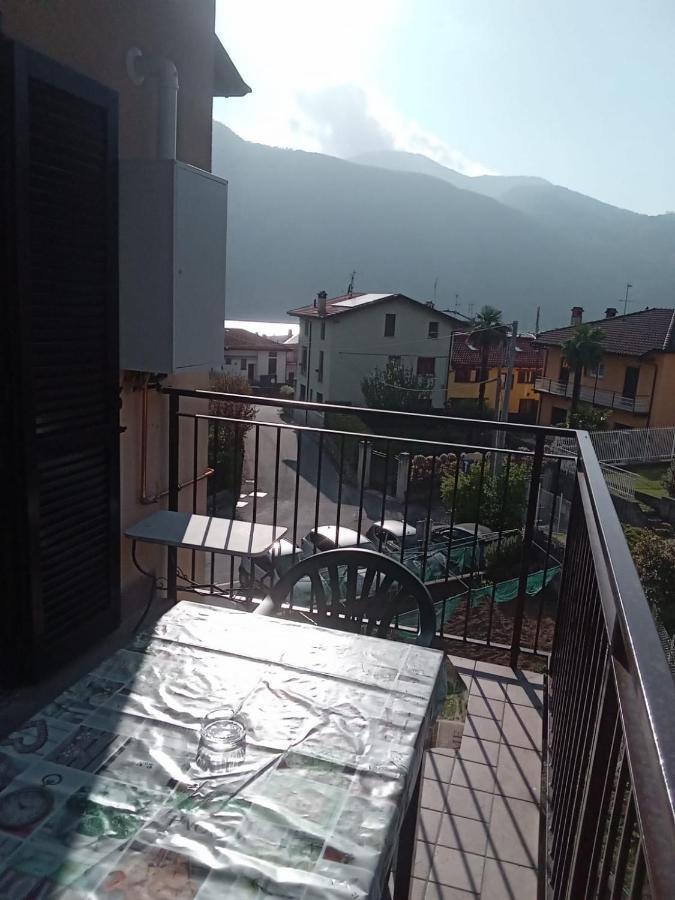 Casa Stefania 3 Apartment Mandello del Lario Exterior photo